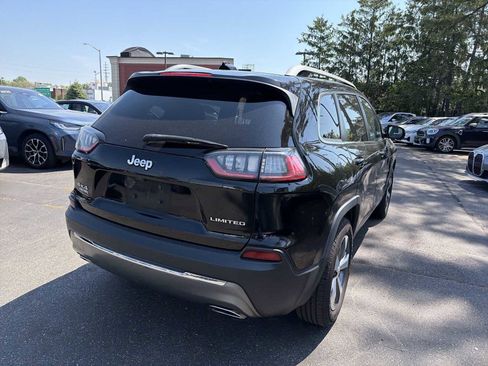 Used 2019 Jeep Cherokee Limited AWD/4WD image 6