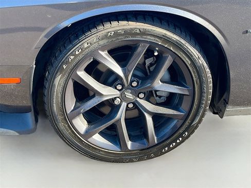 Used 2022 Dodge Challenger R/T w/ Blacktop Package image 28