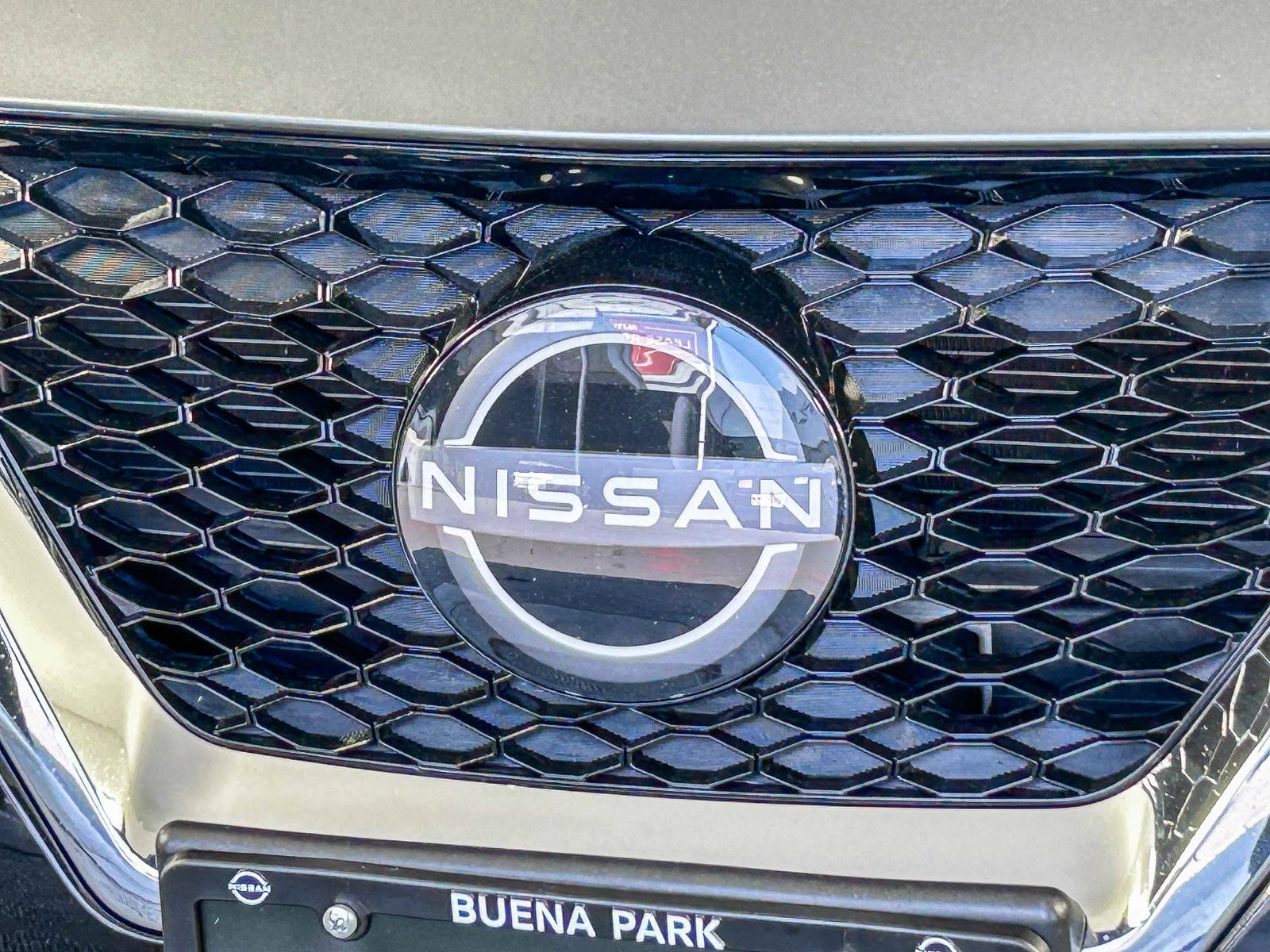 Used 2023 Nissan Maxima SV w/ Floor Mat Group FWD image 5