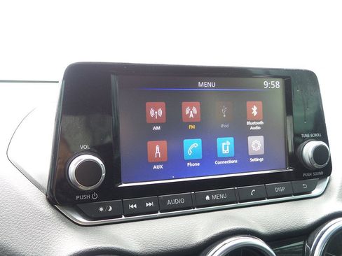 Used 2020 Nissan Sentra S FWD image 37