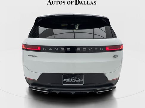 Used 2023 Land Rover Range Rover Sport SE AWD/4WD image 9