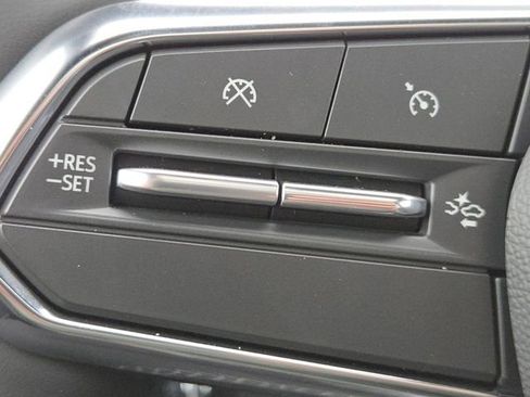 New 2026 Chevrolet Equinox EV LT image 14