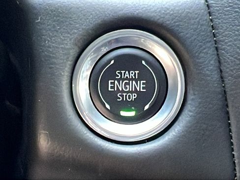 Certified 2024 Chevrolet Tahoe Premier AWD/4WD image 32