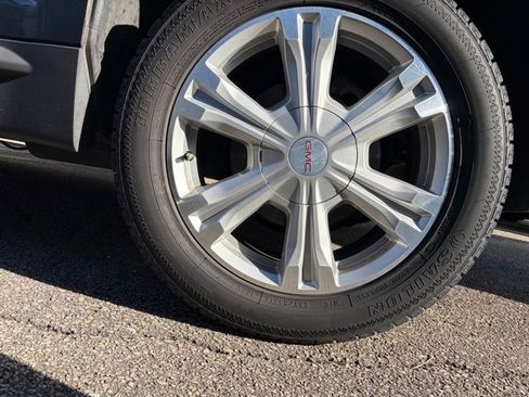 Used 2017 GMC Terrain SLE image 26