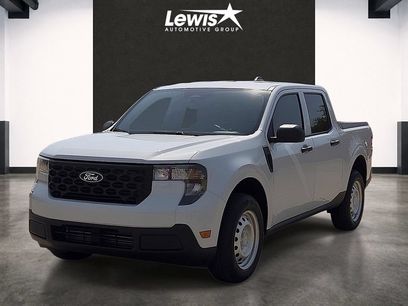 Used 2025 Ford Maverick XL w/ Equipment Group 102A