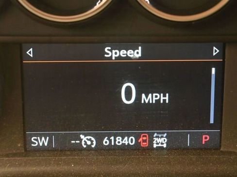 Used 2023 Chevrolet Silverado 3500 LT AWD/4WD image 16