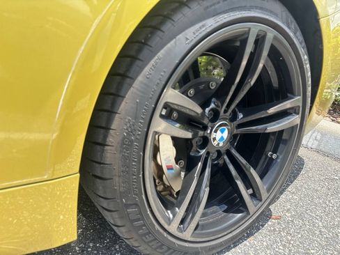 Used 2015 BMW M4 Coupe RWD image 9