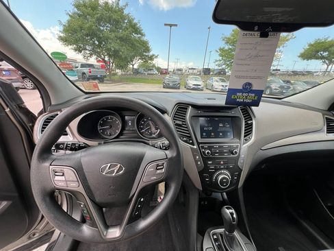 Used 2017 Hyundai Santa Fe Sport FWD image 35