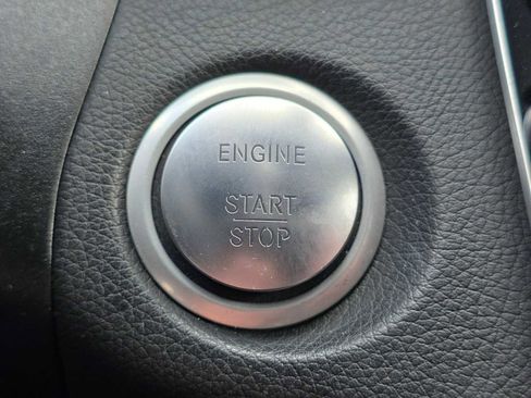 Used 2018 Mercedes-Benz GLC 300 image 37