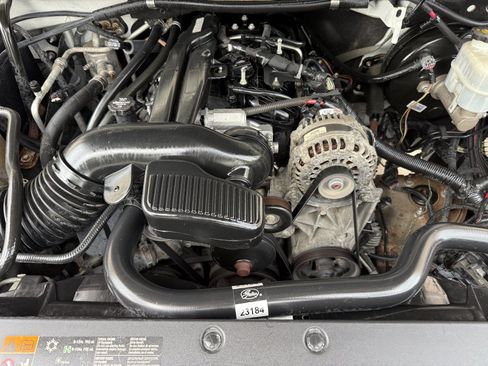 Used 2014 Chevrolet Tahoe 2WD image 16
