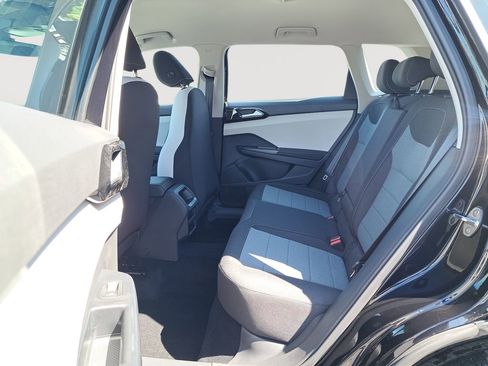 New 2025 Volkswagen Taos S image 14