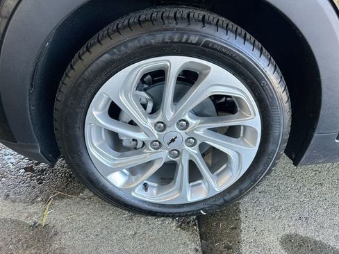 New 2027 Chevrolet Bolt LT image 30