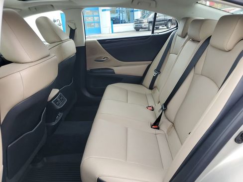 Used 2021 Lexus ES 250 w/ Premium Package image 26