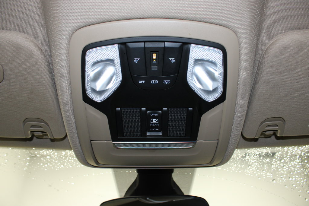 Used 2020 RAM 1500 Big Horn AWD/4WD image 14
