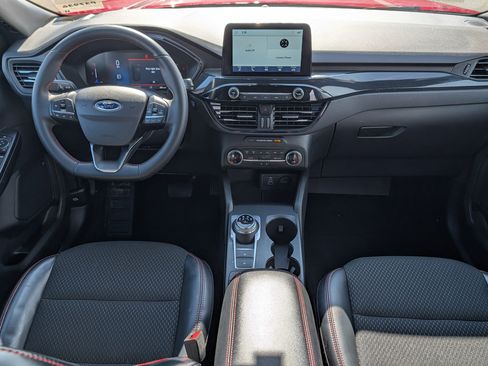 Used 2025 Ford Escape ST-Line image 13