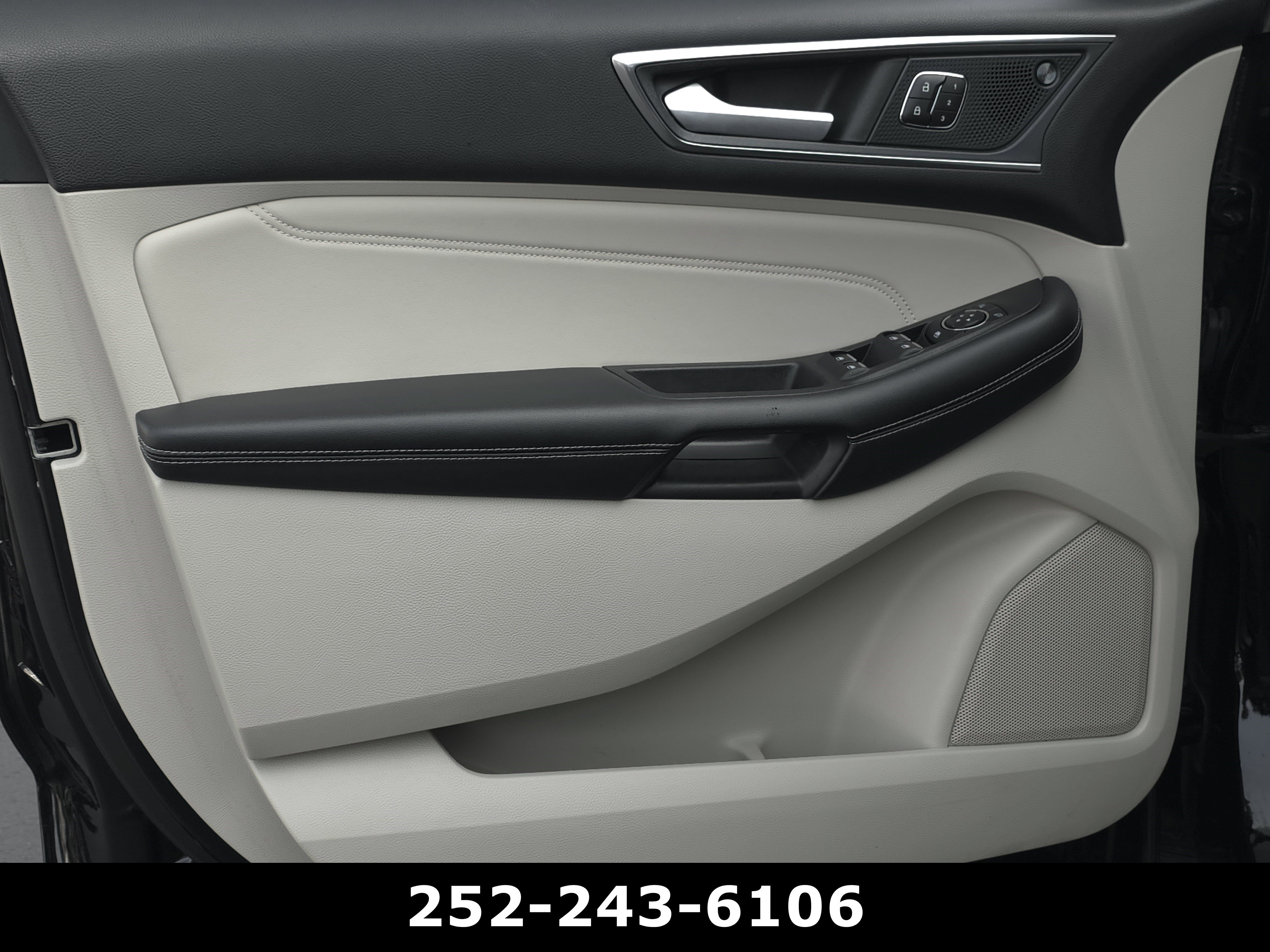 Used 2024 Ford Edge Titanium AWD/4WD image 25
