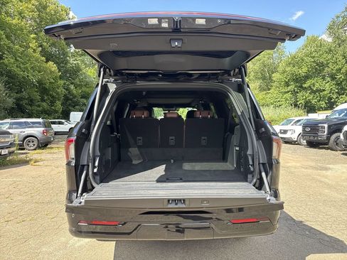 Used 2025 Lincoln Navigator L Reserve AWD/4WD image 25