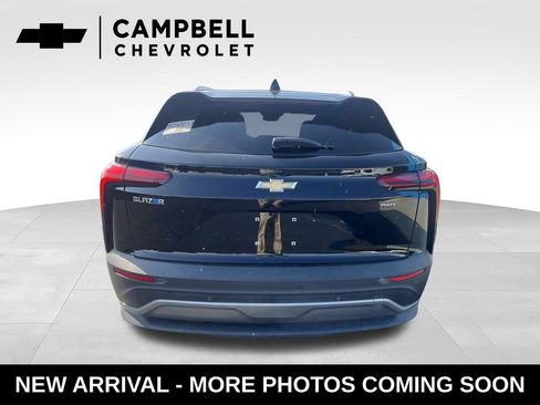 Used 2024 Chevrolet Blazer EV LT AWD/4WD image 4