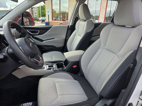 Used 2023 Subaru Forester image 11