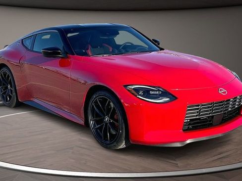 New 2026 Nissan Z Performance w/ Floor Mat Package image 2