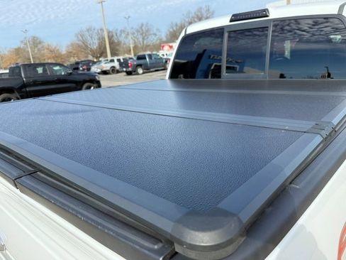 Used 2014 Ford F150 FX4 w/ Equipment Group 402A Luxury image 8