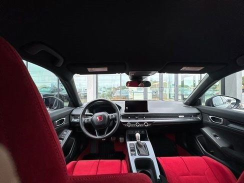 Used 2025 Honda Civic Type R image 17