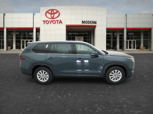 Certified 2026 Toyota Grand Highlander XLE image 26