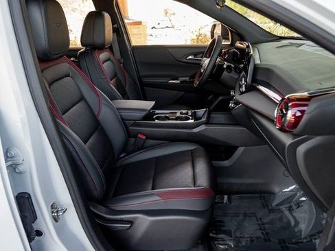 Used 2026 Chevrolet Equinox RS image 26