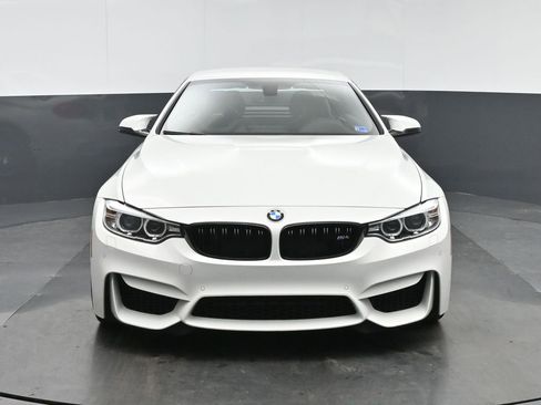 Used 2017 BMW M4 Convertible image 2