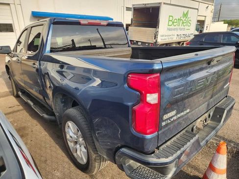 Used 2020 Chevrolet Silverado 1500 Custom w/ Infotainment Package image 4