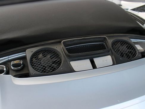 Used 2014 Porsche 911 Carrera image 44