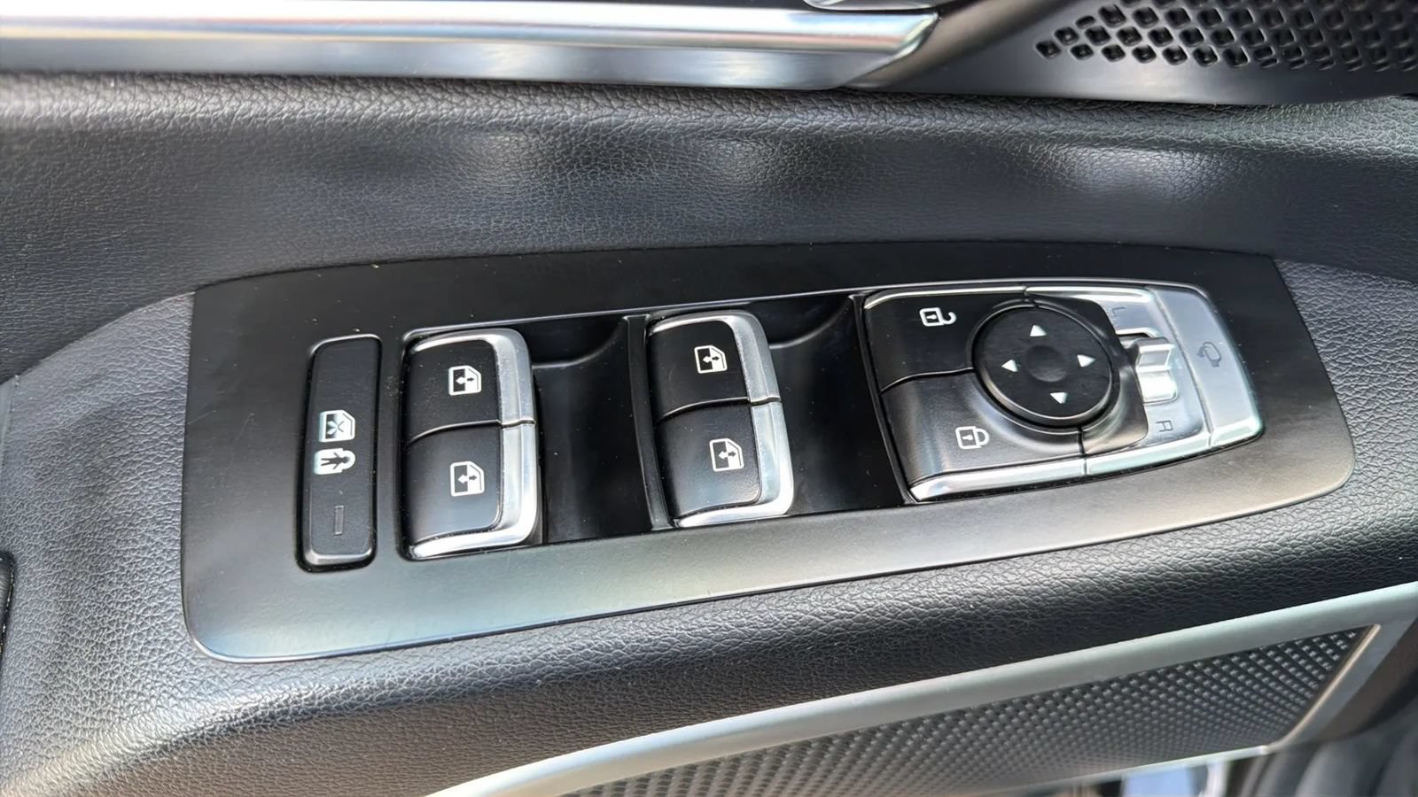 Used 2021 Kia Telluride EX FWD image 16