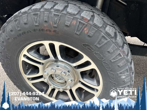 Used 2015 Ford F350 Platinum w/ Snow Plow Prep Package image 21