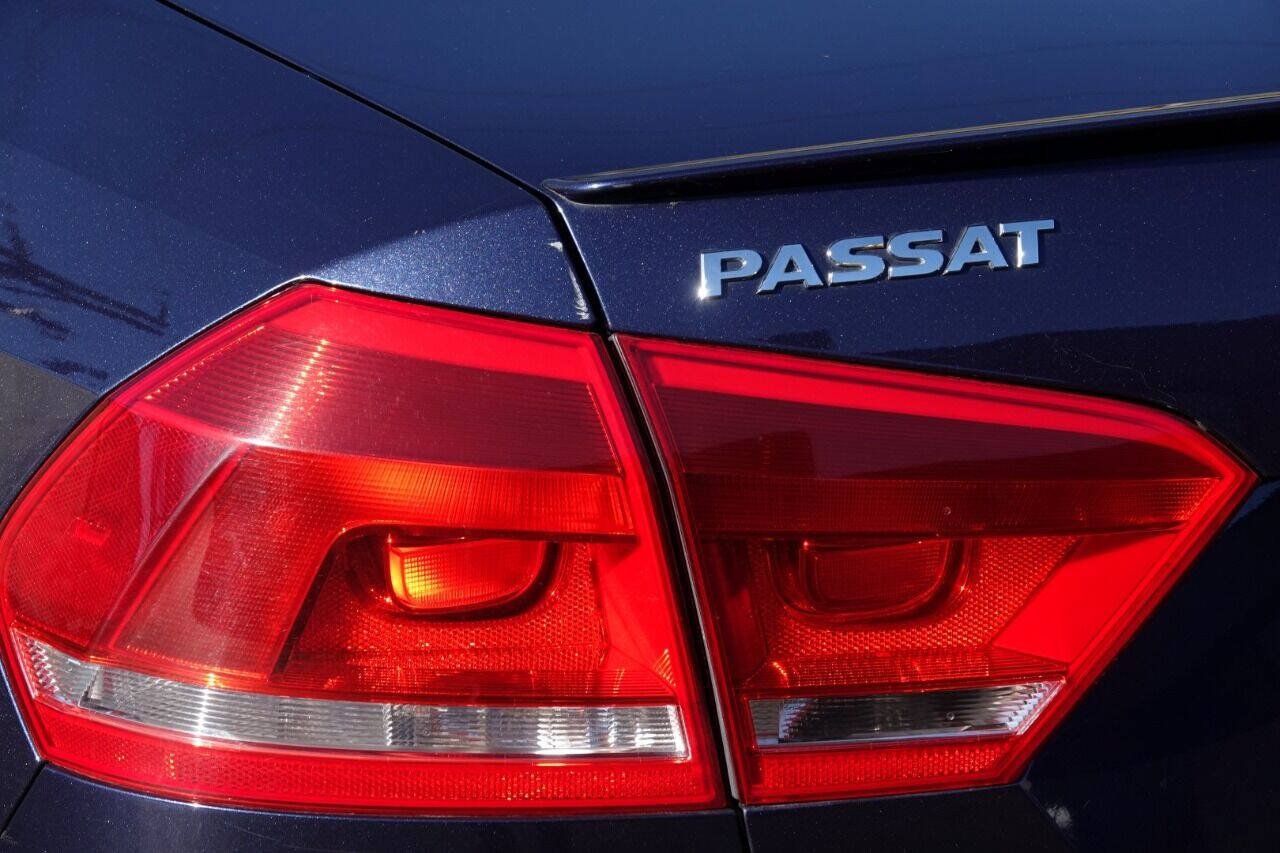 Used 2012 Volkswagen Passat 2.5 SE FWD image 46