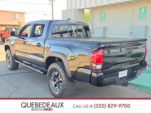 Used 2018 Toyota Tacoma TRD Off-Road w/ Technology Package RWD image 5