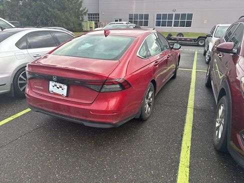 Used 2023 Honda Accord EX image 5