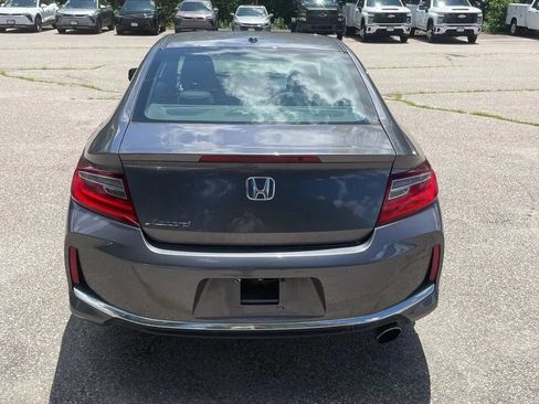 Used 2017 Honda Accord EX-L image 7