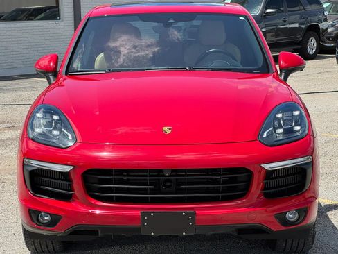 Used 2017 Porsche Cayenne S AWD/4WD image 10