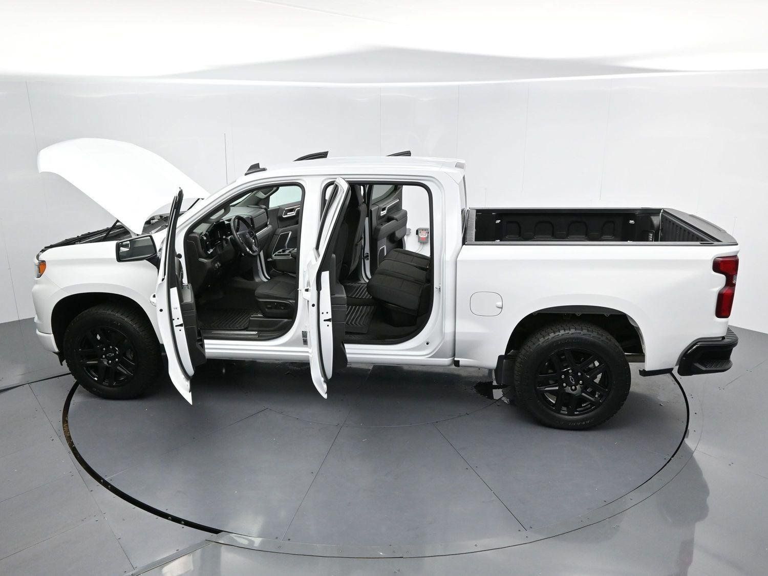 Used 2023 Chevrolet Silverado 1500 RST w/ Z71 Off-Road Package AWD/4WD image 37