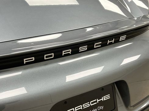 Certified 2025 Porsche 718 Cayman RWD image 31