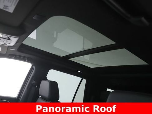 Used 2023 Chevrolet Tahoe Z71 AWD/4WD image 18