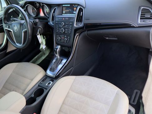 Used 2017 Buick Cascada Premium image 26
