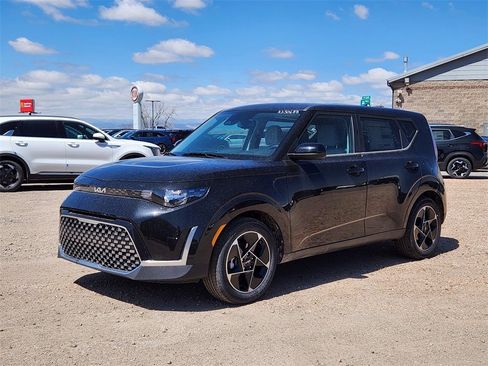 New 2025 Kia Soul EX image 4