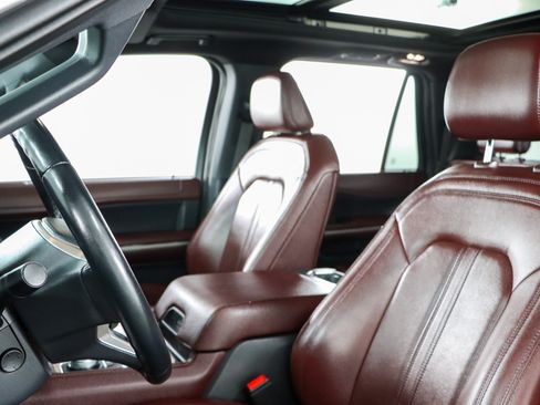 Used 2022 Ford Expedition Max Limited RWD image 25