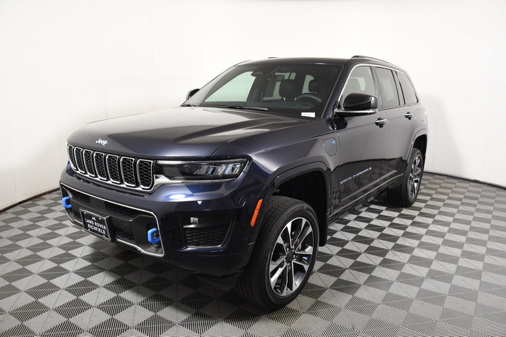 Used 2023 Jeep Grand Cherokee Overland w/ Rear Seat Video Group I AWD/4WD image 1