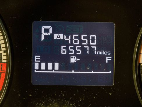 Used 2018 Subaru Impreza 2.0i Premium image 34