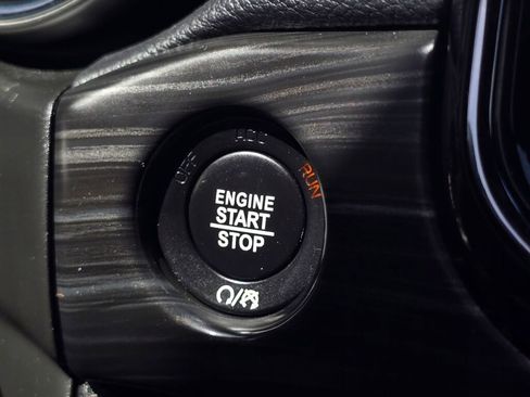 Used 2022 Jeep Grand Cherokee Laredo X AWD/4WD image 31