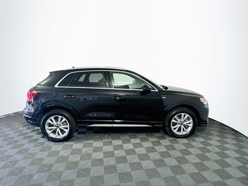 Used 2025 Audi Q3 2.0T Premium w/ Convenience Package AWD/4WD image 9