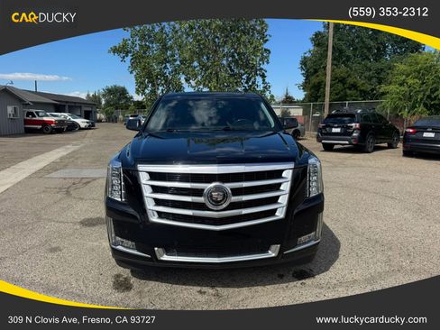 Used 2015 Cadillac Escalade Premium RWD image 2