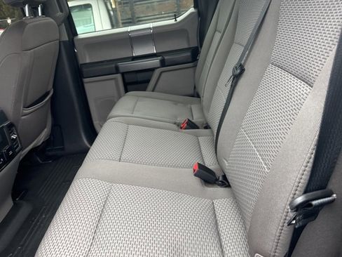 Used 2022 Ford F250 XLT w/ Black Appearance Package image 15